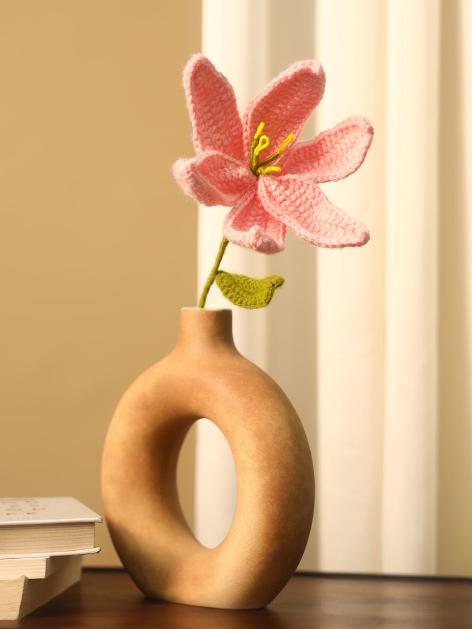 Handmade Crochet Pink Lily Flower Stem – Aesthetic Artificial Knitted Flower for Home Decor