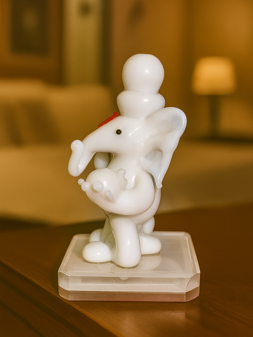 Sthula's Handcrafted White Lord Ganesha Idol Showpiece
