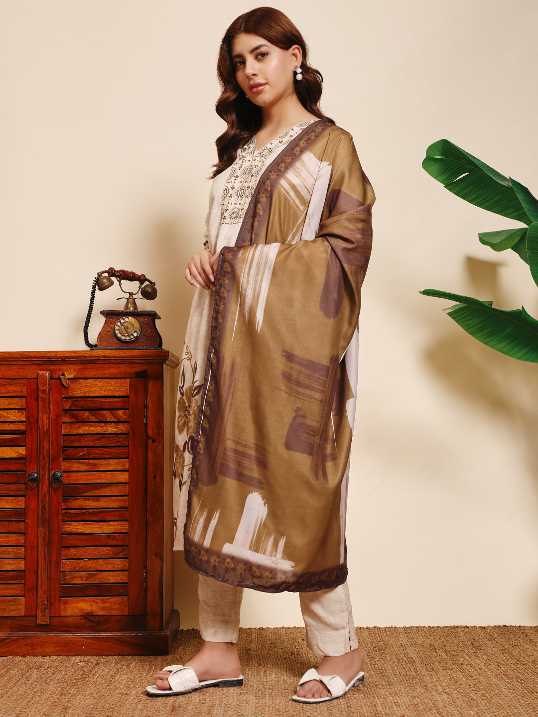 Sthula's Women’s Beige Floral Kurta Set with Brown Dupatta