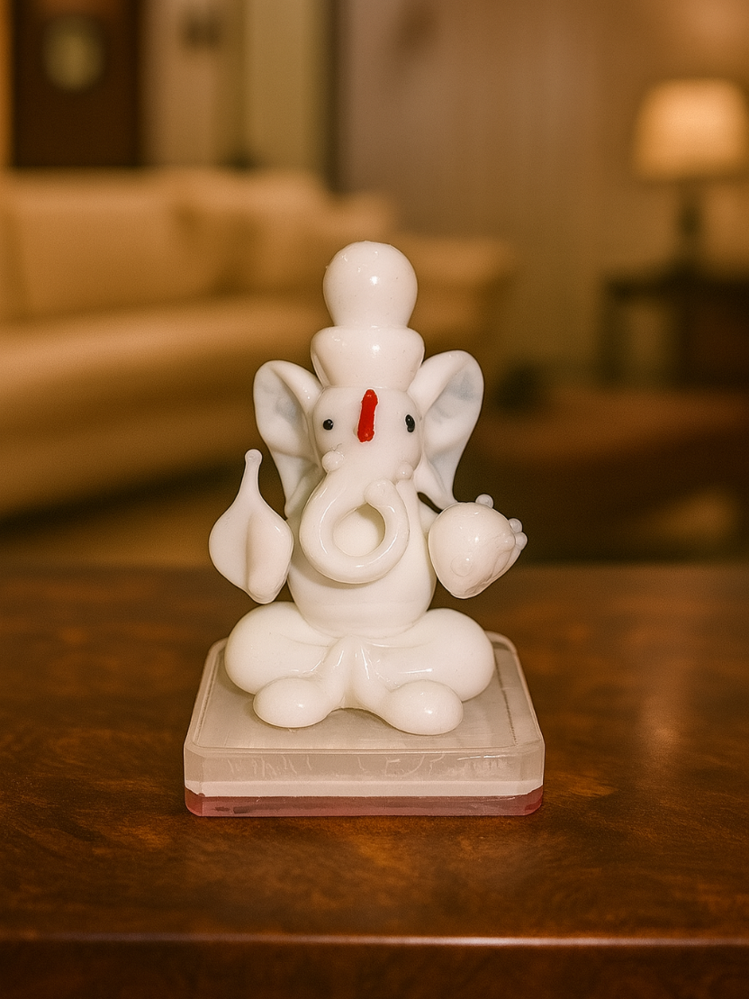 Sthula's Handcrafted White Lord Ganesha Idol Showpiece