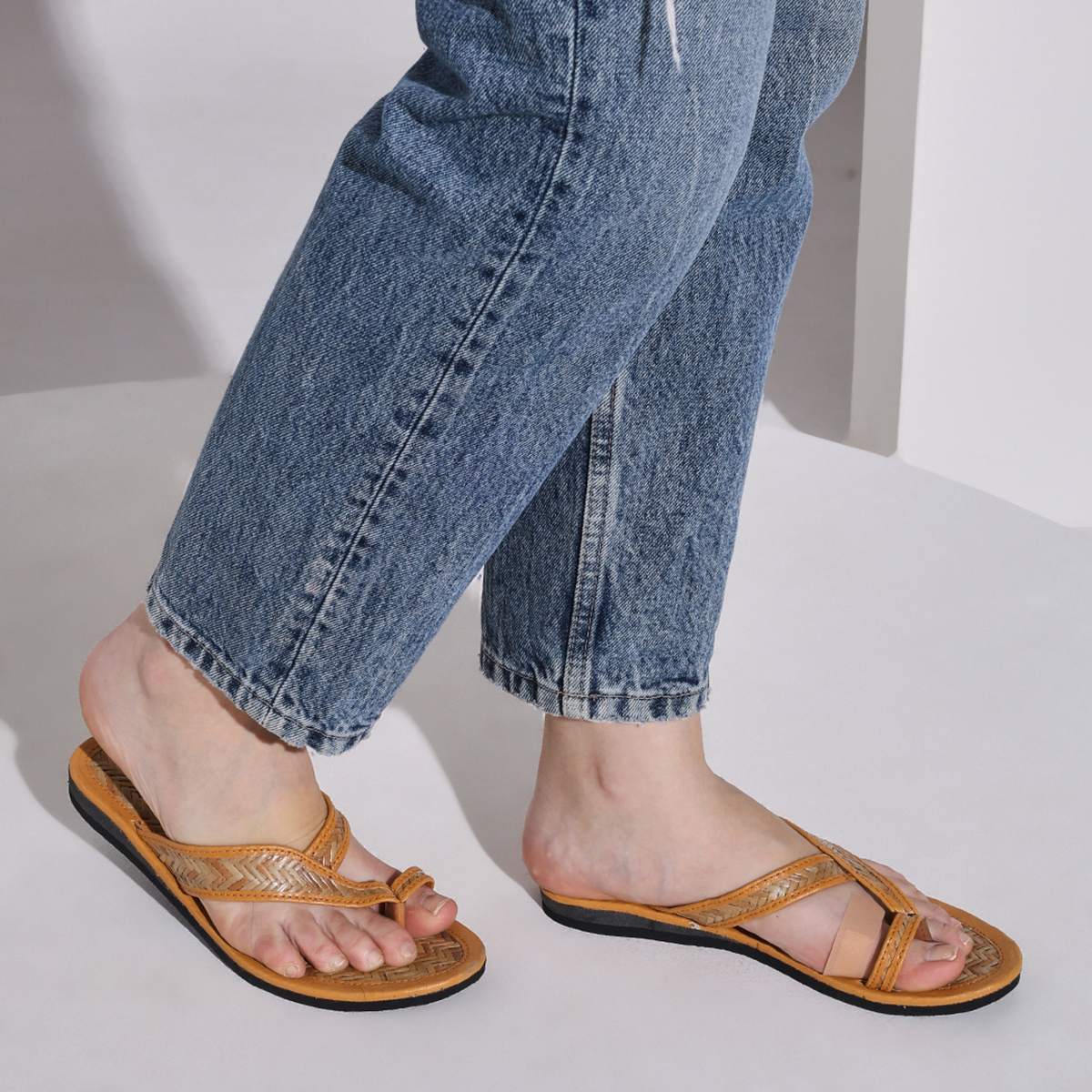 Sthula's Women’s Woven Toe Loop Flat Sandals – Tan