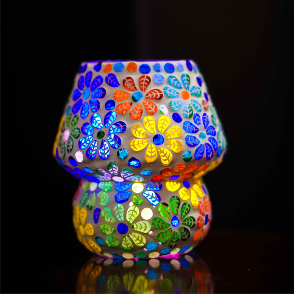 Sthula's Mosaic Floral Table Lamp – Multicolor, Glass