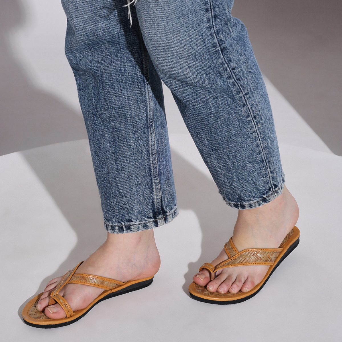 Sthula's Women’s Woven Toe Loop Flat Sandals – Tan