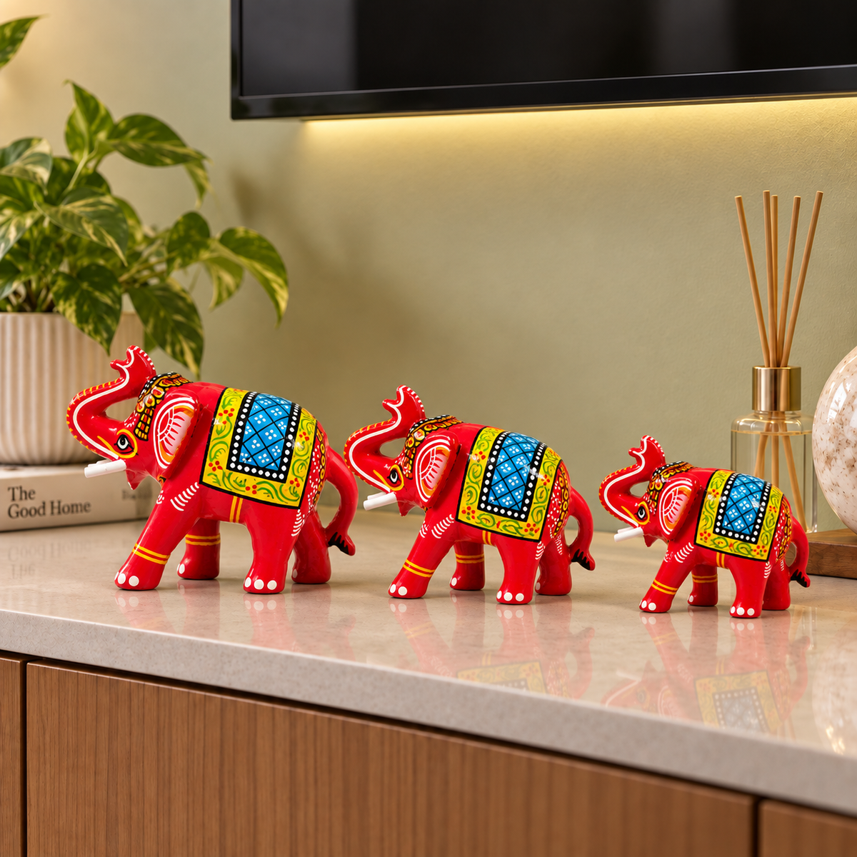 Sthula's Red Handcrafted Elephant Set – Wooden Decorative Figurines