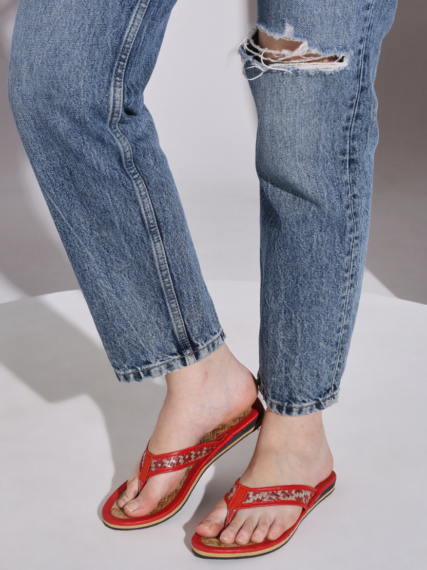 Sthula’s Handcrafted Bamboo Women’s Slippers – Red